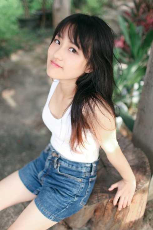 冷宫签到三十年，出世既无敌精品小说
