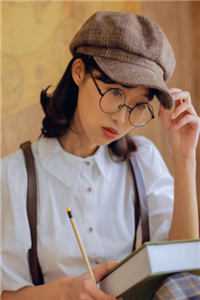 女配觉醒：她成了第一女首富小说