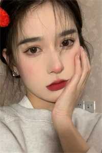 全文绿茶主播万人迷，大哥们神魂颠倒