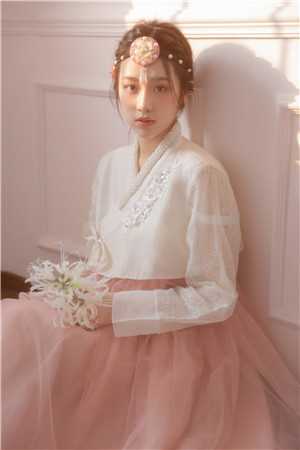 优质全文重生后，侯门夫人假死嫁权王