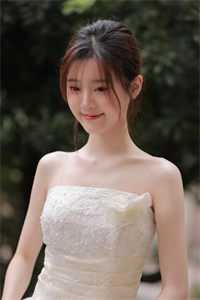 穿书后，她在冷情大疯批心头蹦迪畅销巨著