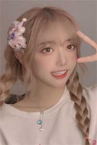 全校公敌！和美女老师谈恋爱热门作品