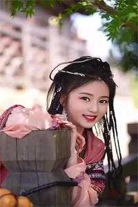 畅销巨著吃大瓜！瘫子读我心声后站起来了