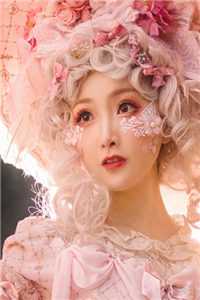 穿进修仙界：我截胡了男主的女人全章节
