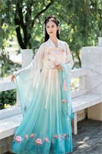 全本小说重生后，她和阴鸷大佬共谋天下