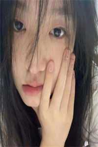 短篇小说趁乱搬空女主仓库，她在荒年吃饱穿暖