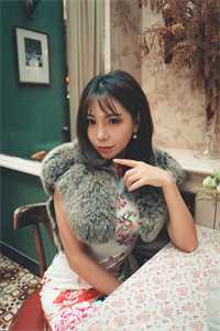 穿成霸总妻，我炮灰碾压女主角！短篇小说