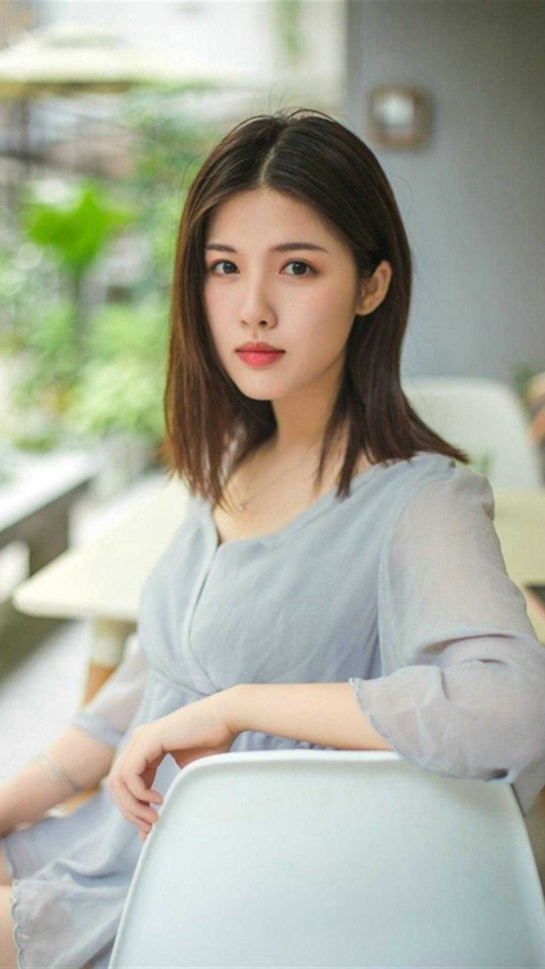 穿越：废物王爷的全能妻火爆小说