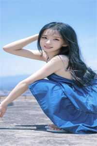 沙雕女配穿书后，成了黑红第一人文章全文