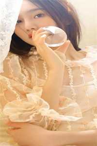 全文浏览小白莲她乖巧美丽，行走江湖靠演技