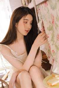文章精选阅读召唤百万大军，女帝给我削苹果