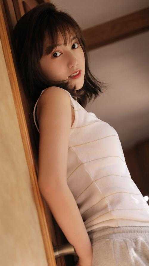 全家读心：我成皇室团宠娇女