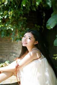 末世重生：百亿物资的狼人女王