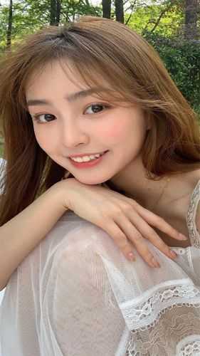 找到八个亲哥哥后，京圈无人敢惹她