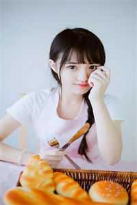 穿书七零：极品女配她又飒又A