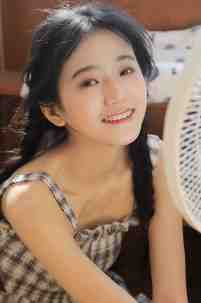 小说新婚夜，年长老公撩上来