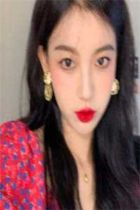 她翻身做了豪门女主人，真千金慌了小说