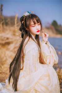文章精选官场：救了女领导后，我一路飞升