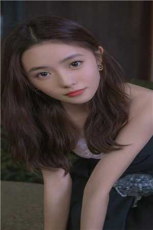 万人迷白月光和替身e了免费阅读