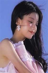 精选小说斩灵少女：我契约的全是上古神兵