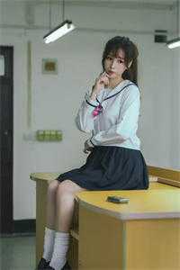 精品选集娱乐圈让美女单飞？那是我女朋友！