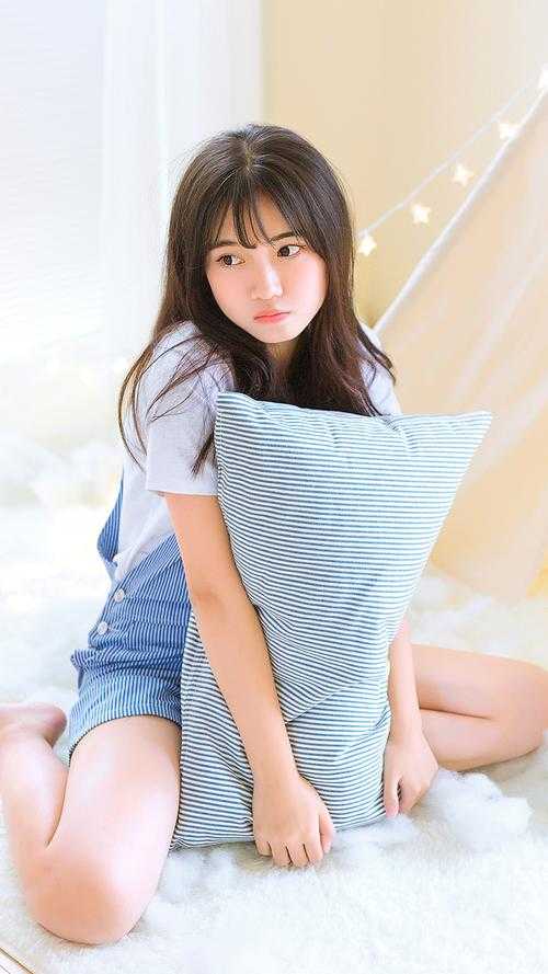 小说掉马后，病娇大佬狂求贴贴