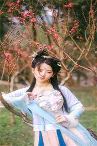 重拳出击，老父亲化身英灵护女儿长篇小说阅读