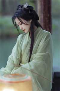 精品推介官海沉浮之美人泪