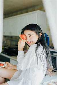 活成前任白月光后，她桃花朵朵开畅读佳作