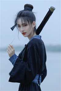 文章精选阅读陛下封一卷美人画为后，惊呆众人