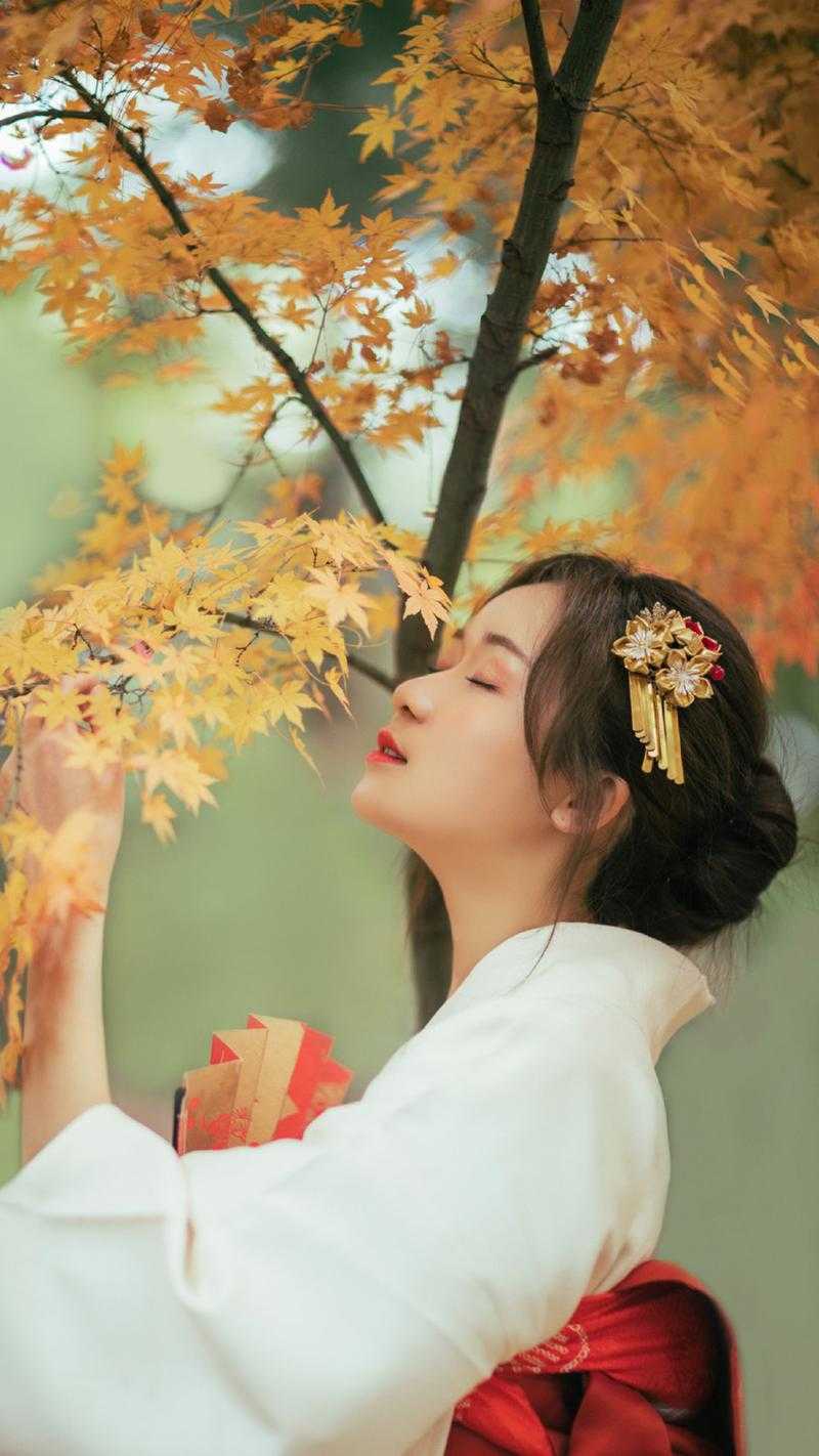 全文版好兄弟变身白毛少女，我把她收了