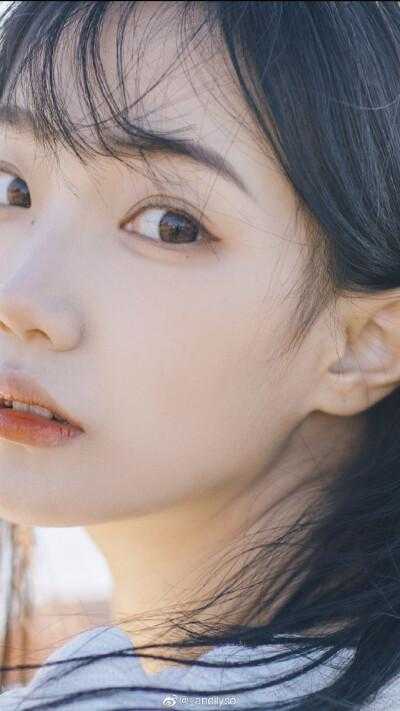活成前任白月光后，她桃花朵朵开最新热门小说