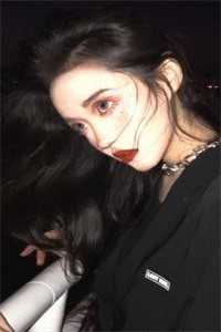完整章节阅读活成前任白月光后，她桃花朵朵开