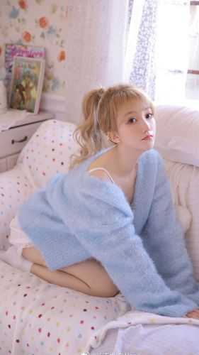 活成前任白月光后，她桃花朵朵开精品全集