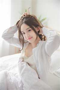 精品选集快穿：为了活命，只好攻略女主