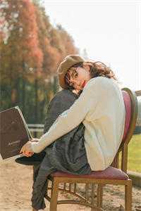 神豪：从打赏女团开始全文浏览