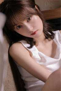 为陪初恋，老公将女儿锁在高温车内目录