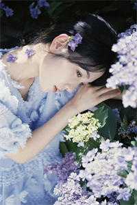 女友为救初恋，冷眼旁观我去死