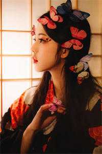 重生后，师姐交换了我的师尊