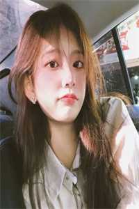 重生后，妹妹把嫁龙王的机会让给我
