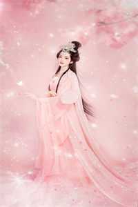 白月光被绑架后，未婚夫推怀孕的我替换人质