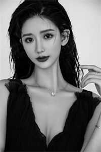 气死！女帝嫌弃的废物有神坐镇无删减