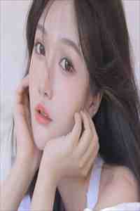 似梦里，泪暗滴