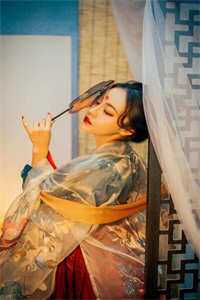 校花骑车撞到我？那请她以身相许吧后续+无弹窗