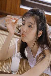 圣诞踩踏事故，舅妈阻止我救人后却疯了全文+结局+番外