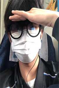 刚穿越就胎死腹中，我化身诡婴小说