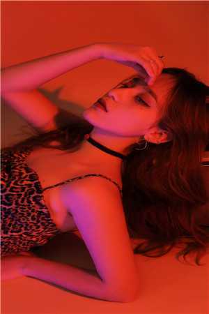 提出离婚后，出轨老公跪着求我说愿意当我初恋的替身:(番外)+(全文)