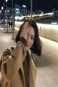 亲生父亲骗我得骨癌后，故意截断我双手