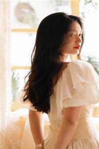 大佬美又飒，脚踹渣男，紧抱冷军爷无删减全文