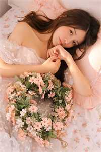 开局被冰山美女总裁包养林哲黄馨然全文+番茄